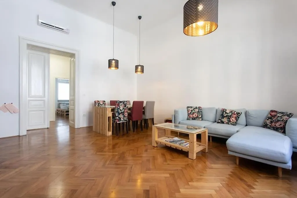 Spacious Apartment In Historic Centre & Free Parking Ljubljana 0*,  Slovenia